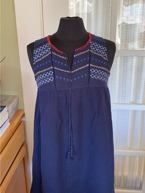 SUNCOO Navy Dress with Red Whipstitch Detail